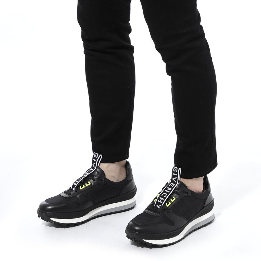 Giày 19SS Givenchy TR3 Runner 'Black' BH0019H06Y-001