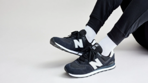 Giay New Balance ML574 EE2 'Black White' ML574EE2