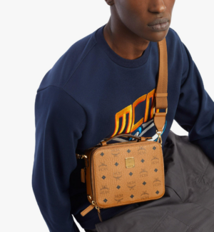 Alternative view of Túi MCM Klassik Crossbody in Visetos MMRAAKC05CO001