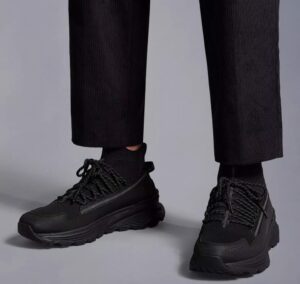 Giay Moncler Monte Runner Trainers 'Black' H209B4M00140M2056P99