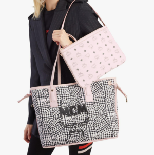 Túi MCM Reversible Liz Shopper Visetos Pink MWPAAVI02QH001