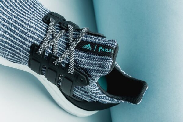 Giày Adidas x Parley Ultraboost 4.0 'White Carbon' BC0248 - Hình ảnh 5