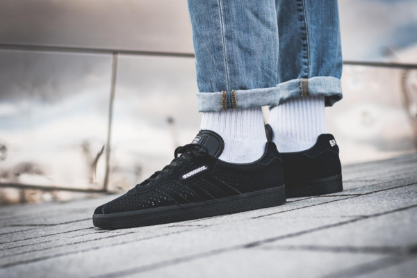 Giày Adidas Neighborhood x Gazelle Super 'Triple Black' DA8836 - Hình ảnh 5