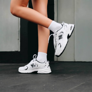 Alternative view of Giày New Balance 530 'White' MR530EWB