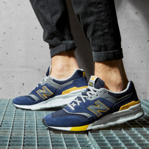 Alternative view of Giày New Balance 997H 'Black Varsity Gold' CM997HVG