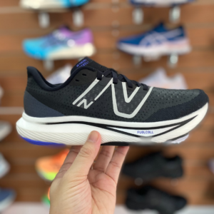 Giay New Balance FuelCell Rebel v3 'Black' WFCXMB3