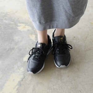 Alternative view of Giày New Balance 300 Black CRT300M2