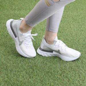 Alternative view of Giày Nike Wmns React Infinity Run Flyknit 'White Metallic Silver' CD4372-101