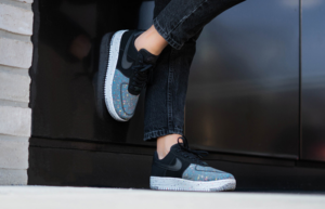 Alternative view of Giày Nike Wmns Air Force 1 Crater 'Black Photon Dust' CT1986-002