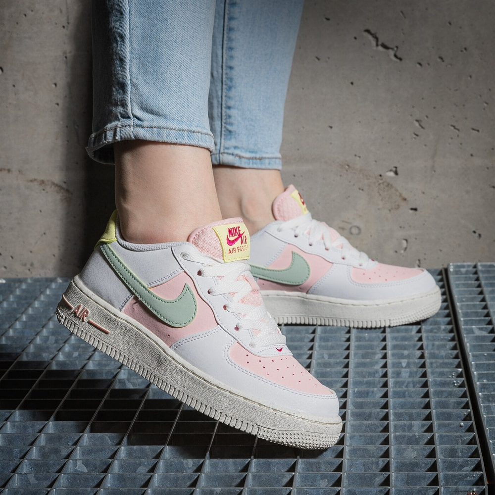 Nike Air Force 1 Next Nature DR4853-100