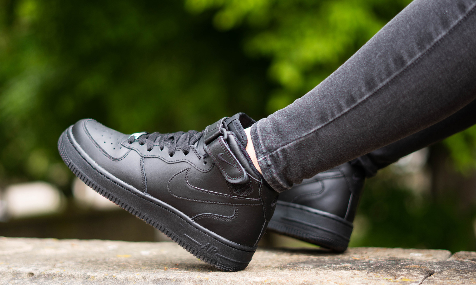 Nike Air Force 1 MID GS Black 314195-004 