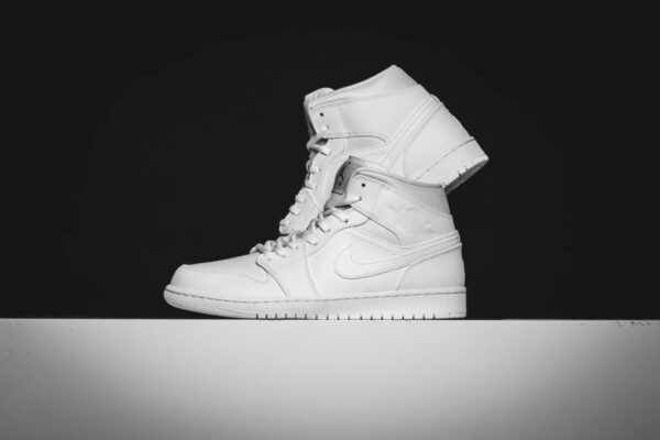 Giày Nike Air Jordan 1 Mid 'Pure Money' 2019 554724-129 - Hình ảnh 6