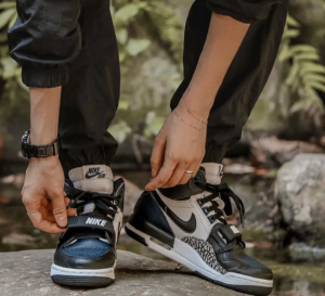 Giay Nike Air Jordan Legacy 312 ‘Midnight Navy’ DO7441-401