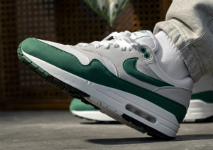 Alternative view of Giày Nike Air Max 1 Anniversary Green 2020 DC1454-100
