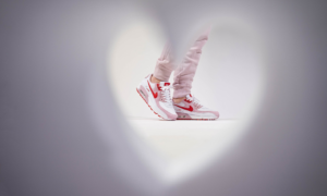 Alternative view of Giày Nike Air Max 90 'Love Letter' DD8029-100