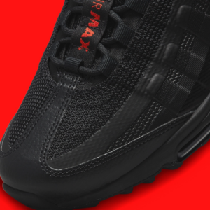 Giay Nike Air Max 95 Ultra 'Black Crimson' DX2658-001