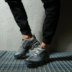 Alternative view of Giày Nike Air VaporMax 360 'Iron Grey' CQ4535-001