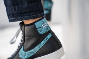 Alternative view of Giày Nike Blazer Mid VNTG 'Snakeskin' CI1176-001