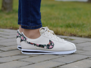 Giay Nike Cortez Basic Vintage Floral Pale Ivory BQ5297 100 Authentic Shoes