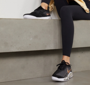 Alternative view of Giày Tennis Nike Court React Vapor 'Black Metallic' CV0742-002