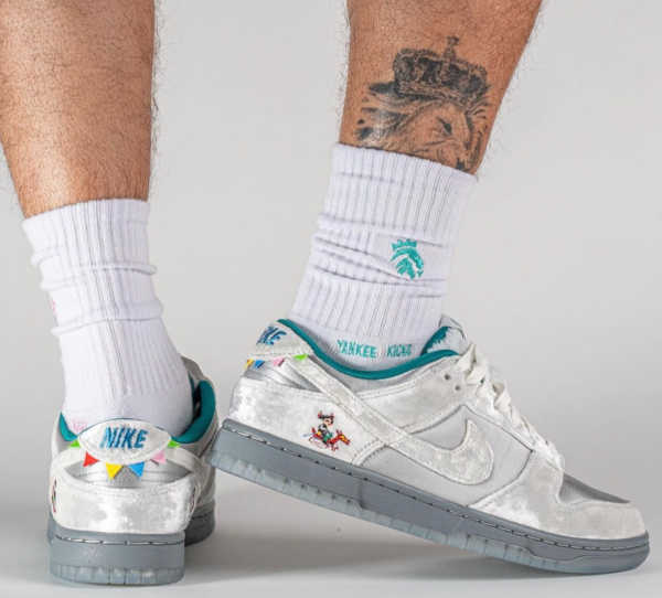 Giày Nike Wmns Dunk Low 'Ice' DO2326-001 - Hình ảnh 3