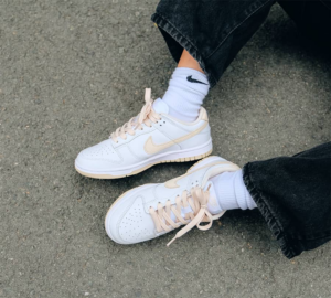 Alternative view of Giày Nike Wmns Dunk Low 'Pearl White' DD1503-110