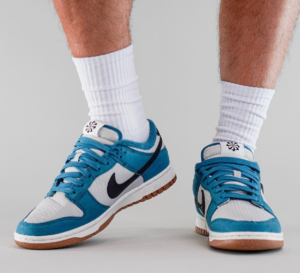 Alternative view of Giày Nike Dunk Low SE GS 'Toasty Rift Blue' DC9561-400