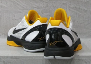 Giày Nike Zoom Kobe 6 Protro White Del Sol Cw2190-100 - Authentic-Shoes