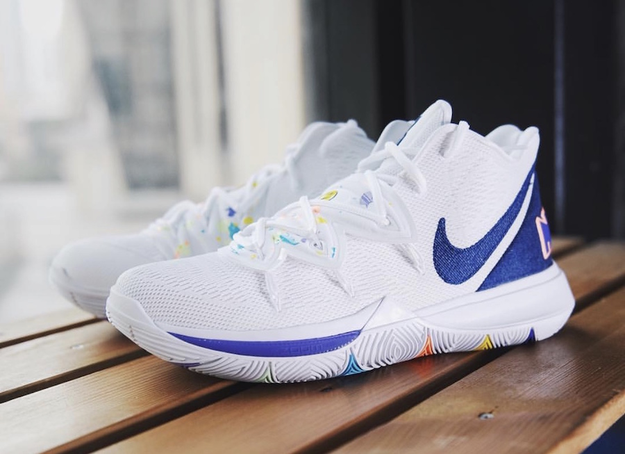 Giày Nike Kyrie 5 'Have A Nike Day' Aq2456-101 - Authentic-Shoes