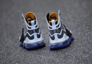 Giay Nike Lebron 19 'Hardwood Classic' DC9340-002