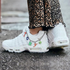 Alternative view of Giày Nike Air Max 95 Releasing With Tokyo Charm CZ8702-103