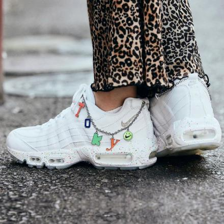 Giày Nike Air Max 95 Releasing With Tokyo Charm CZ8702-103