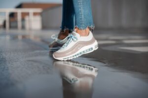 Alternative view of Giày Nike Wmns Air Max 97 'Spruce Aura' 921733-018
