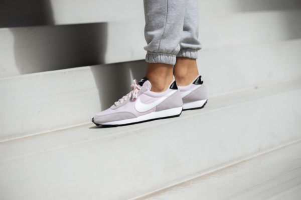 Giày Nike Wmns Daybreak 'Barely Rose' CK2351-601 - Hình ảnh 5