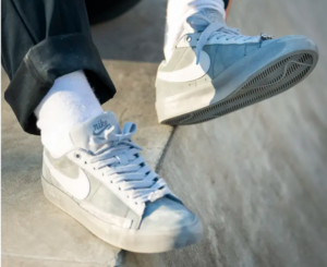 Alternative view of Giày Nike SB Blazer Low QS x FPAR 'Cool Grey' DN3754-001