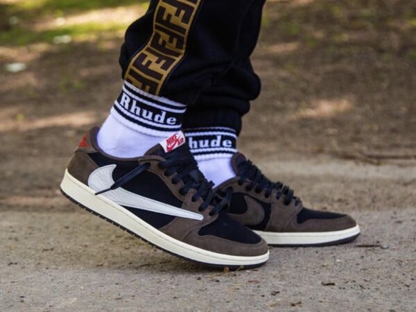 Giày Nike Air Jordan 1 Retro Low Travis Scott CQ4277-001 - Hình ảnh 4