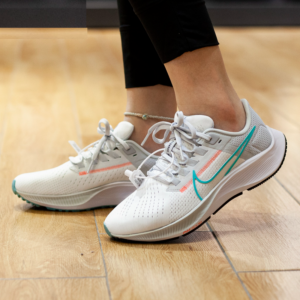 Giay Nike Air Zoom Pegasus 38 'White' CW7358-105