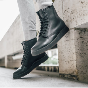 Alternative view of Giày Dr. Martens Mono Newton Black Temperley Boots 23093001