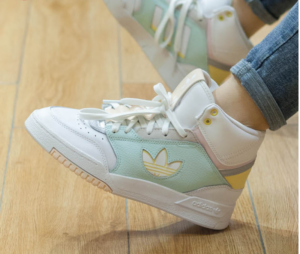 Alternative view of Giày Adidas Clover Women's Shoes 2022 'Grey' GW1759