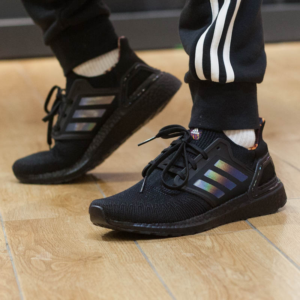 Alternative view of Giày Adidas UltraBoost 20 'Chinese New Year' GZ6077