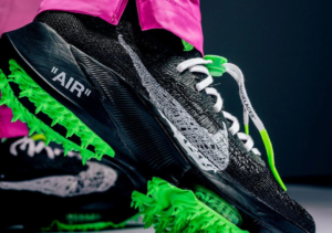 Giay Nike Air Zoom Tempo Next% Flyknit Off-White 'Black' CV0697-001