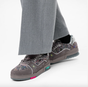 Alternative view of Giày Louis Vuitton LV Trainers 2021 'Metallic Brown' 1A998B