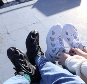 Giay Adidas AdiFOM Q 'Black Carbon' HP6586