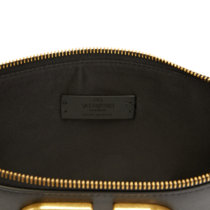 Tui Valentino V Logo 'Black' P0P09LMG-0NO