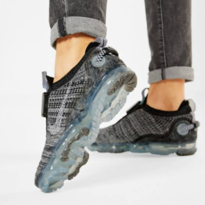 Alternative view of Giày Nike Air VaporMax 2020 Flyknit 'Oreo' CT1823-001