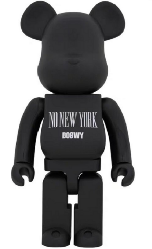 Mô hình Bearbrick Boowy "No New York" 400%