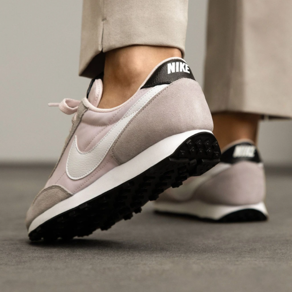 Giày Nike Wmns Daybreak 'Barely Rose' CK2351-601 - Hình ảnh 3