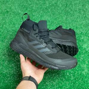 Giay Adidas Terrex Free Hiker GTX 'Black Carbon' GZ0355