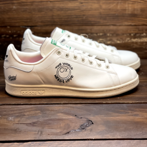 Giay Adidas Stan Smith x Andre Saraiva 'The World Needs Love' GZ2202