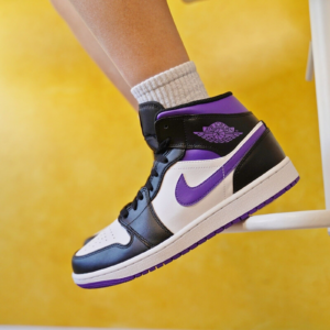 Alternative view of Giày Nike Air Jordan 1 Mid 'Dark Iris' 554724-095